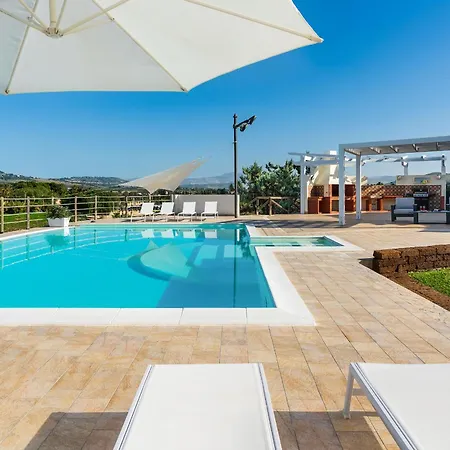 Cielo Villa Paceco